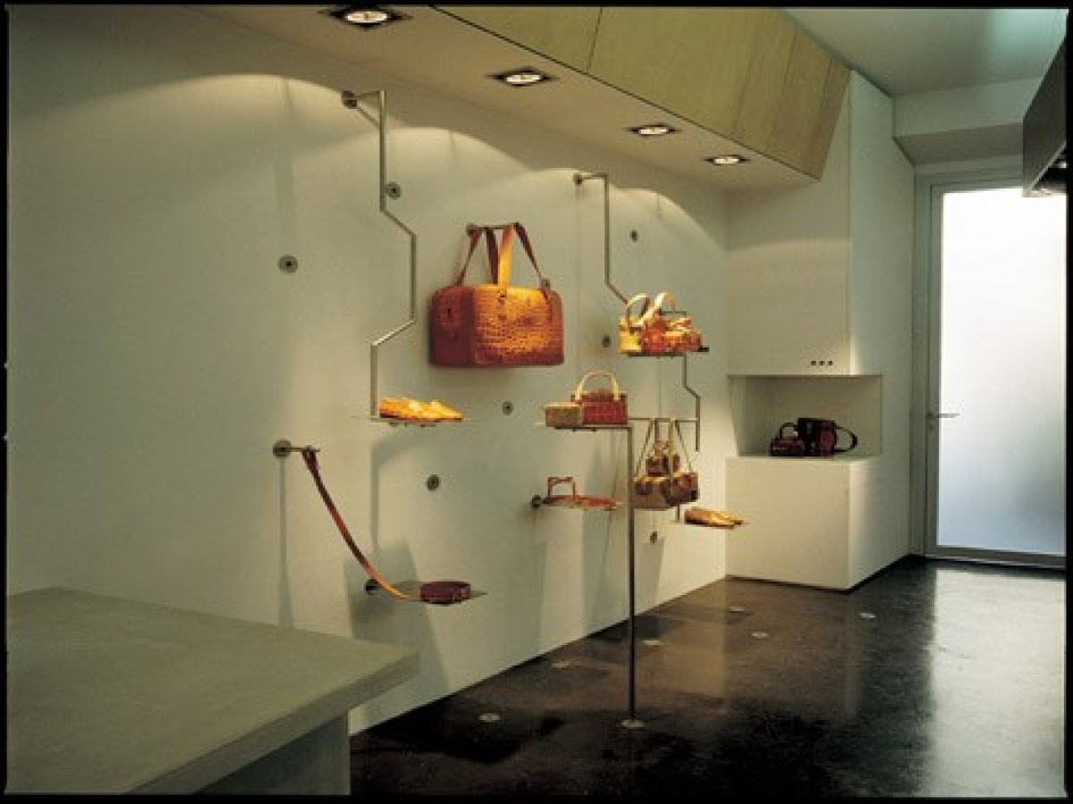 Milan - C.so Garibaldi Shop